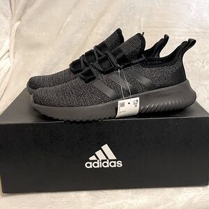 Adidas Kaptir Boys Size 7